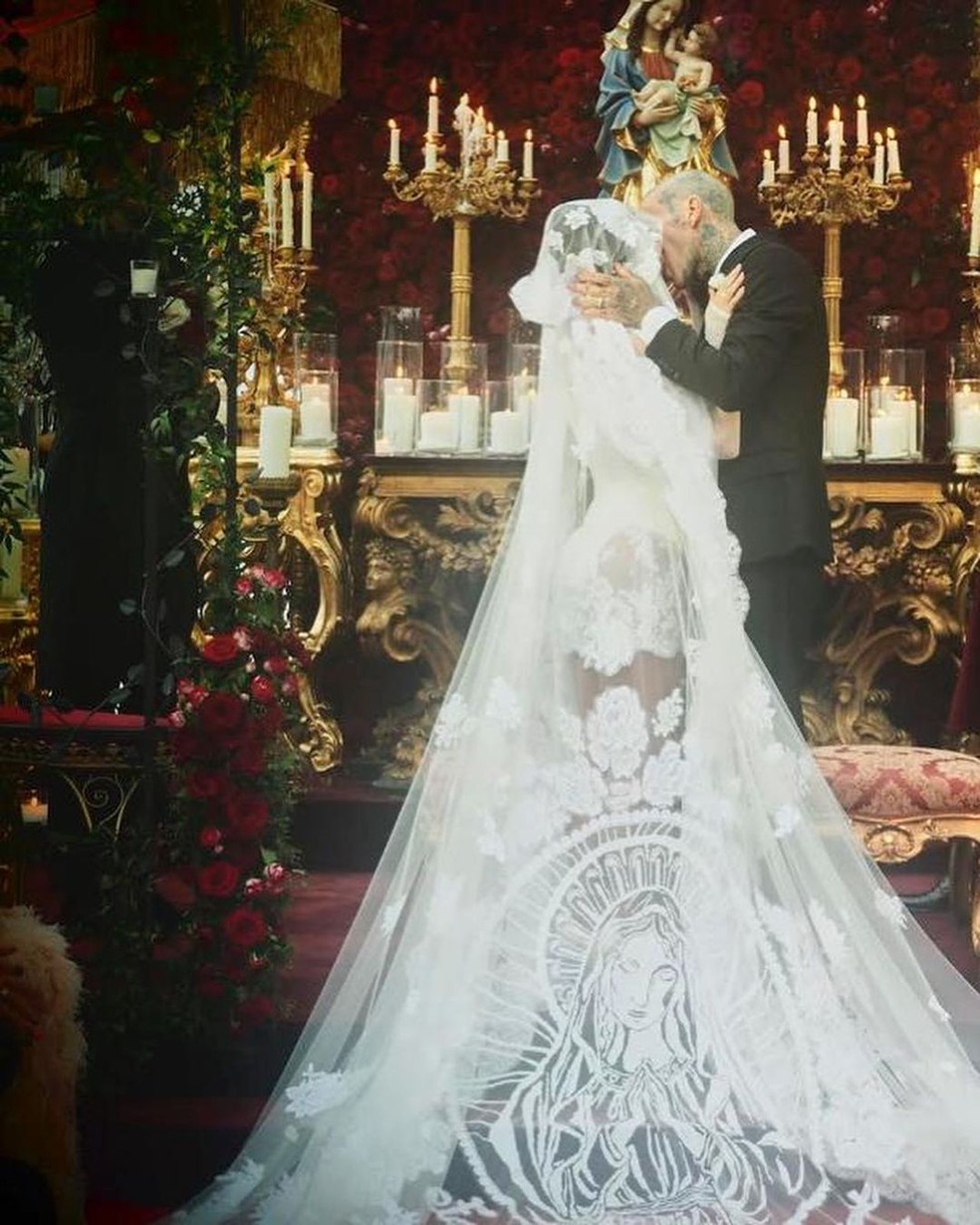 Casamento de Kourtney Kardashian e Travis Barker na Itália — Foto: Reprodução/Instagram