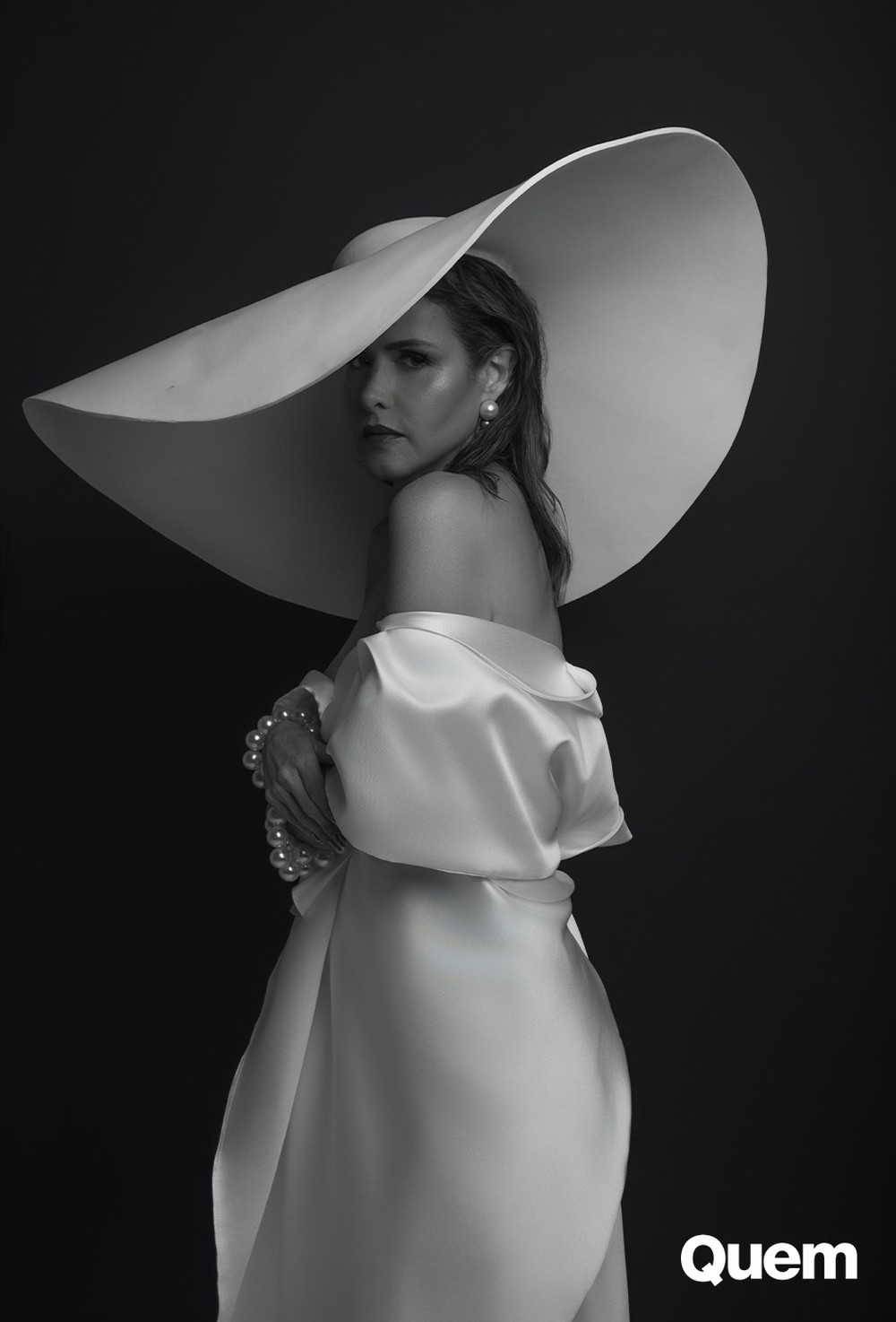leona-cavalli-01.jpg