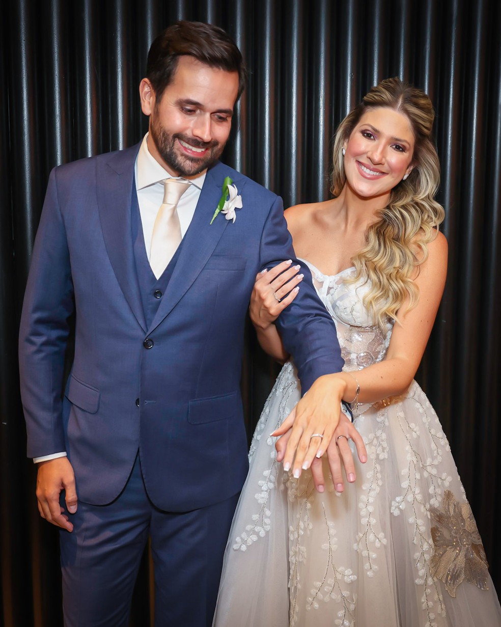 Dani Calabresa e Richard Neuman se casam em São Paulo — Foto: Brazil News