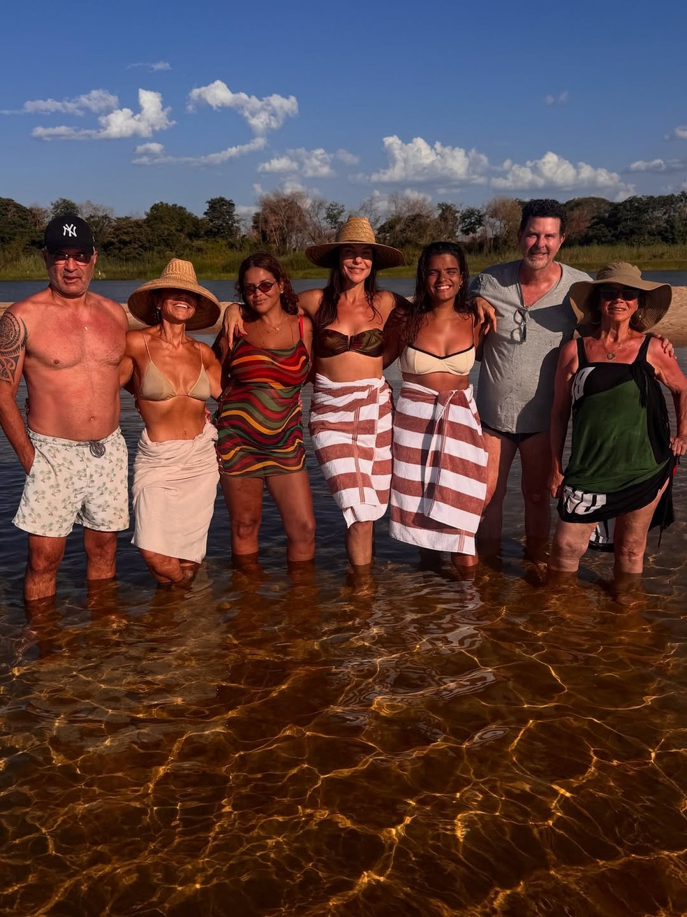 Ivete Sangalo abriu álbum de praia — Foto: Reprodução/Instagram