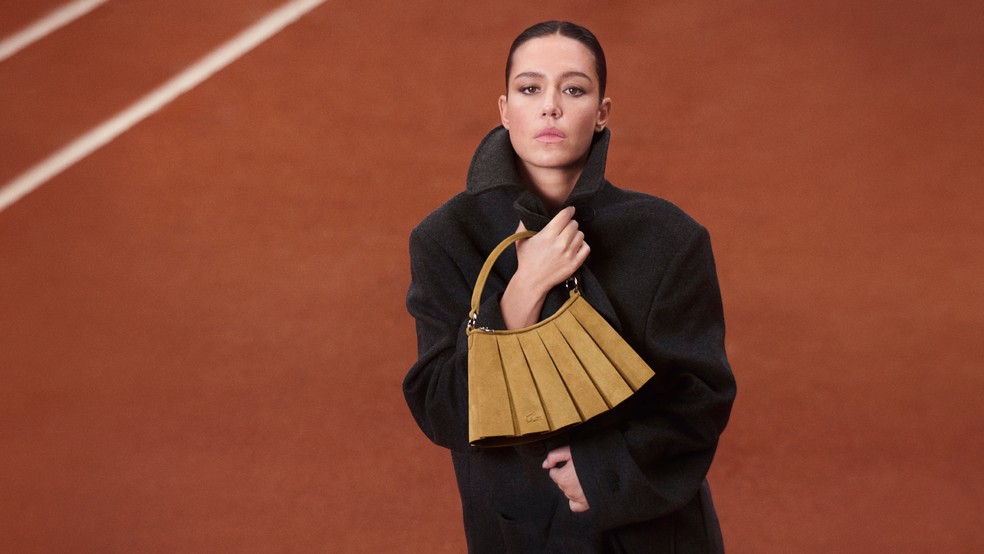 Adèle Exarchopoulos na nova campanha da Lacoste — Foto: Divulgação