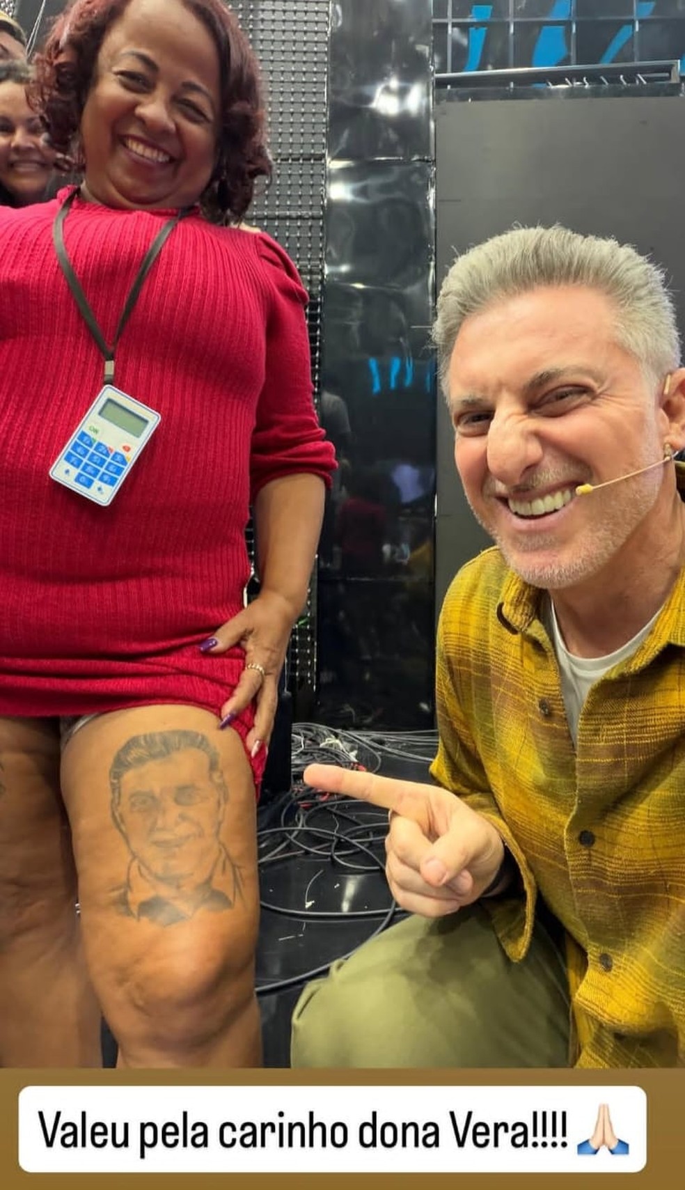 Luciano Huck mostra tatuagens feitas em sua homenagem — Foto: Reprodução/Instagram