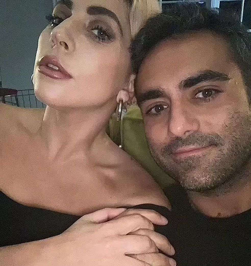 Lady Gaga e o namorado, Michael Polansky — Foto: Reprodução/Instagram