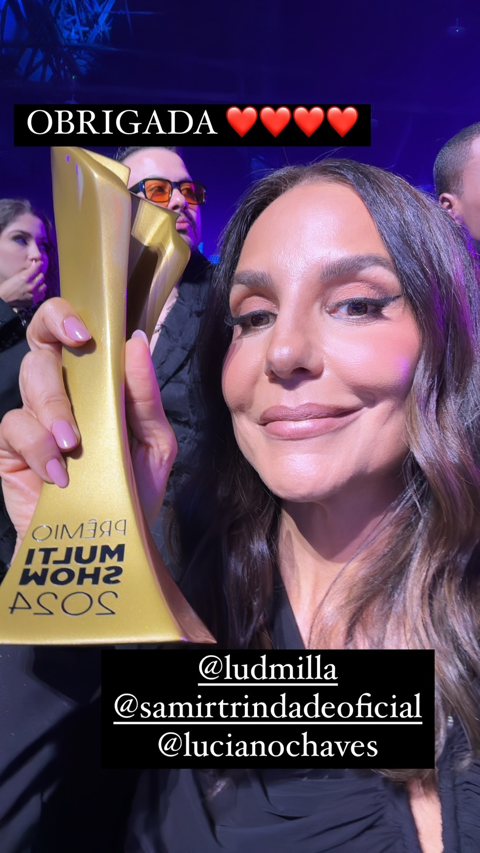 Ivete Sangalo com troféu do Prêmio Multishow 2024 — Foto: Reprodução/Instagram