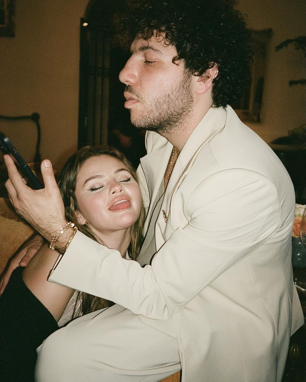 Selena Gomez e Benny Blanco &mdash; Foto: Reprodu&ccedil;&atilde;o/Instagram