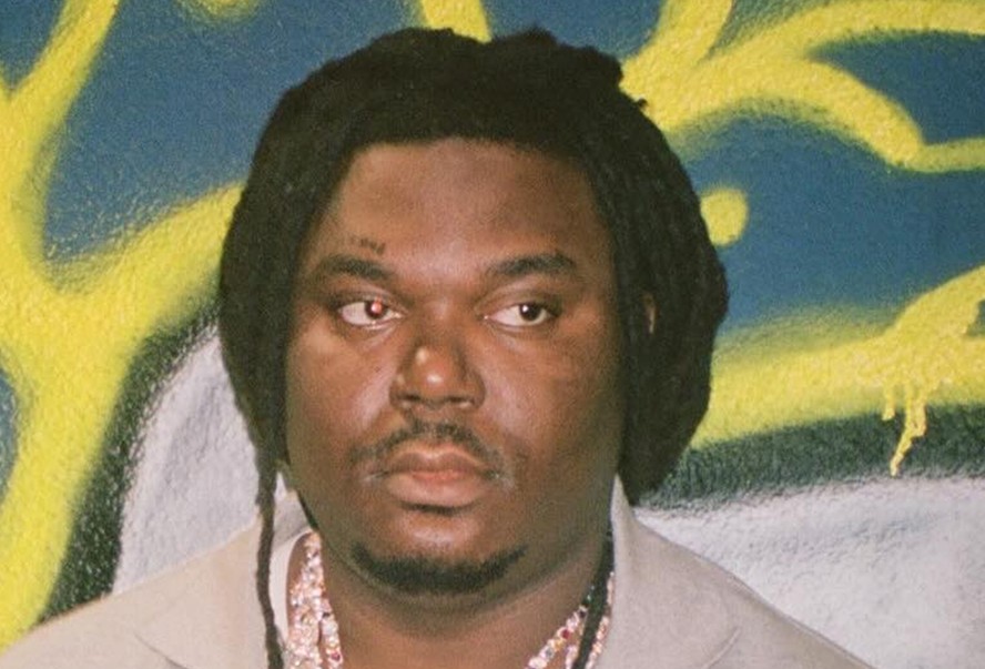 Rapper Lucki é esfaqueado no rosto em ataque com quatro feridos