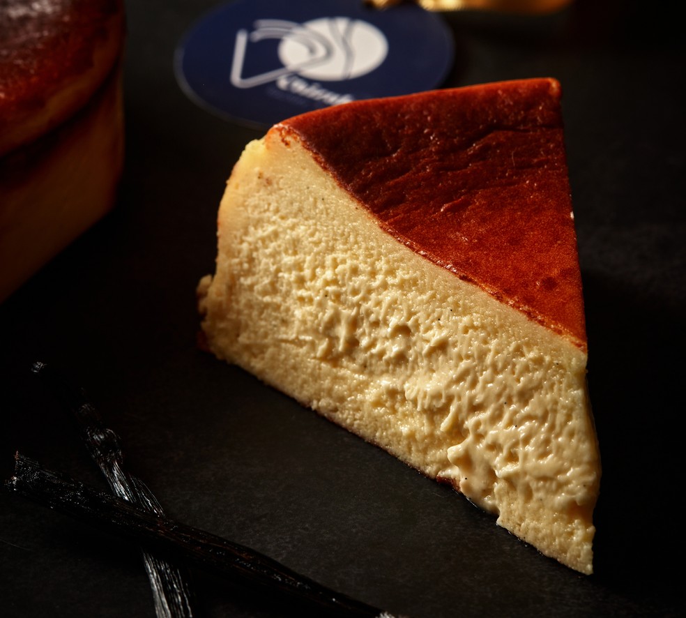 Cheesecake cremoso com técnica japonesa faz sucesso em SP