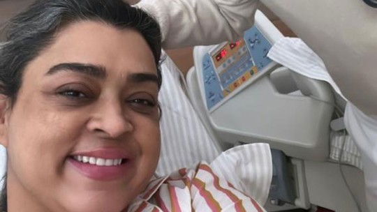 Internada após cirurgia para retirar tumor no intestino, Preta Gil mostra visita de cardiologista