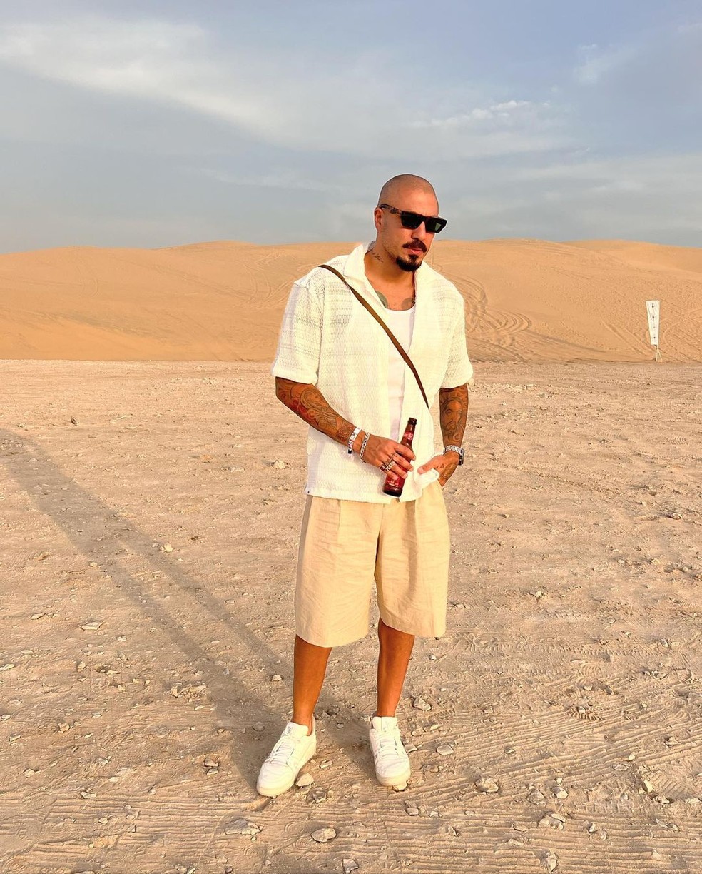 Fernando Medeiros em deserto no Catar — Foto: Reprodução/Instagram