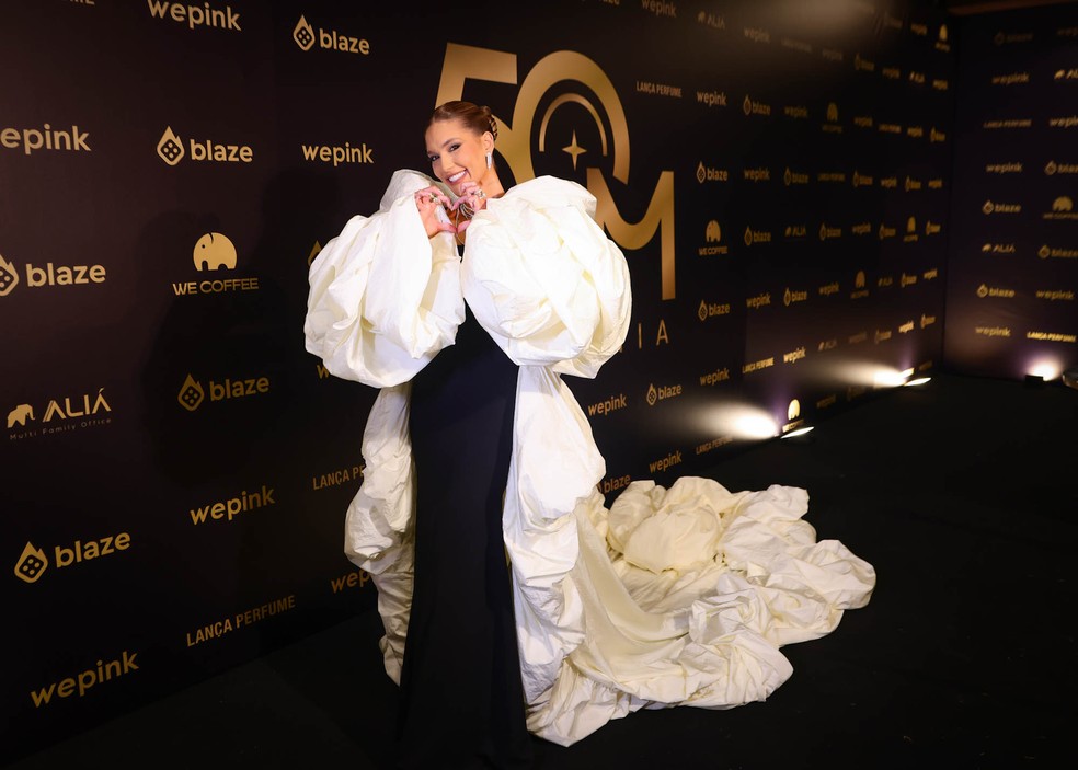 Virginia Fonseca em sua festa de comemoração aos 50 milhões de seguidores — Foto: Manu Scarpa/Brazil News