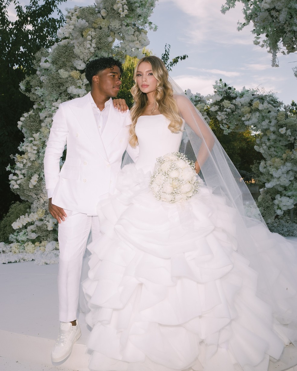 Endrick e Gabriely Miranda se casam — Foto: Reprodução/ Instagram