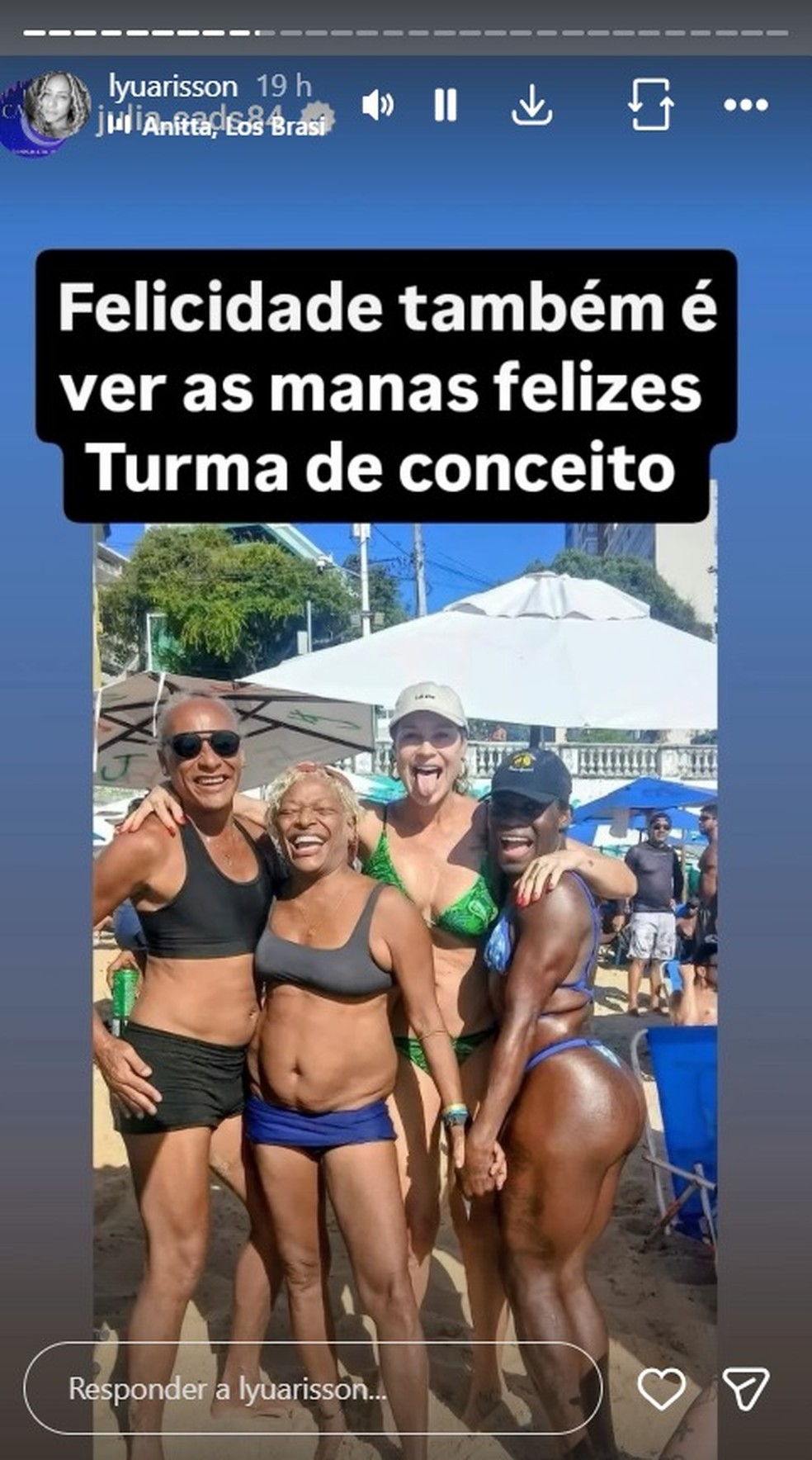 Luana Piovani curte praia em Salvador ao lado de amigos — Foto: Reprodução/Instagram