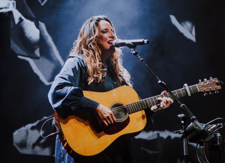 Ana Carolina relembra história inusitada com Cássia Eller durante show em  homenagem à cantora
