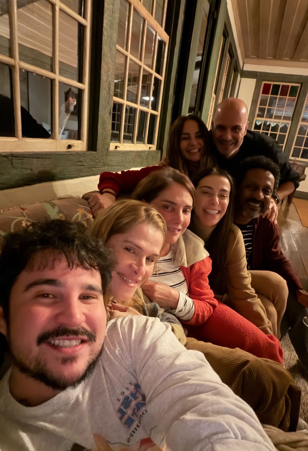 Ingrid Guimarães reúne familiares e amigos famosos para comemorar seus 54 anos — Foto: Reprodução/Instagram
