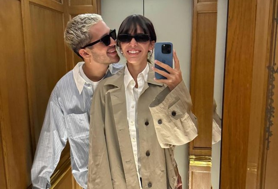 João Guilherme posa em clima de romance com Bruna Marquezine em Paris