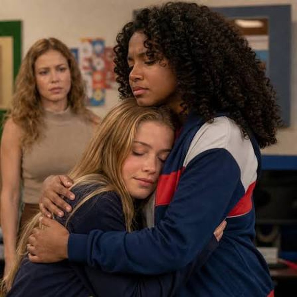 Hanna e Glorinha em 'Por Você' — Foto: TV Globo
