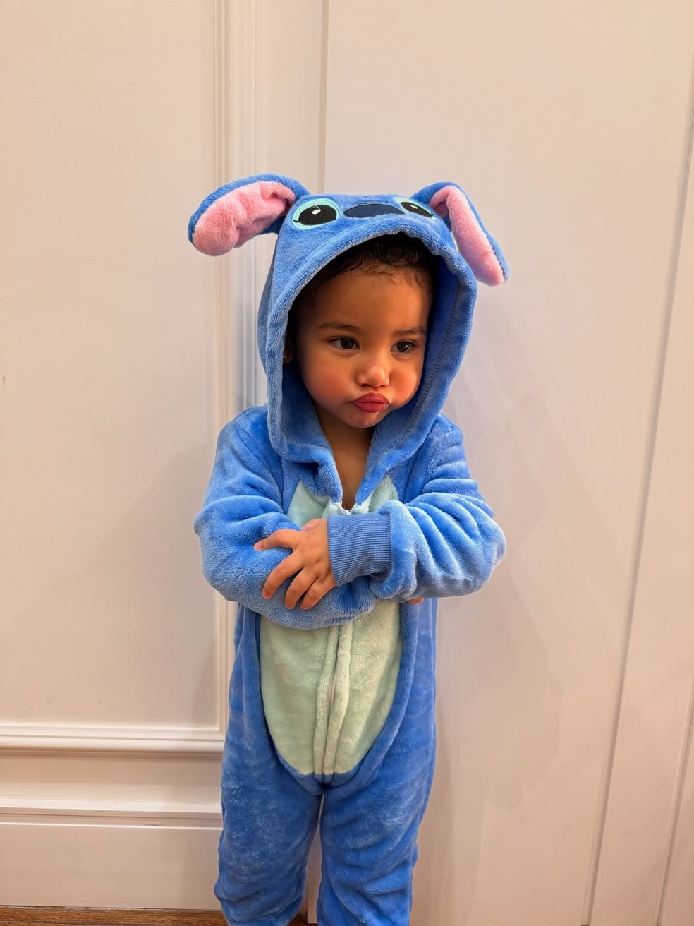 Bruna Biancardi abre álbum de fotos de vida em família com Neymar, Mavie e Mel — Foto: Reprodução/Instagram