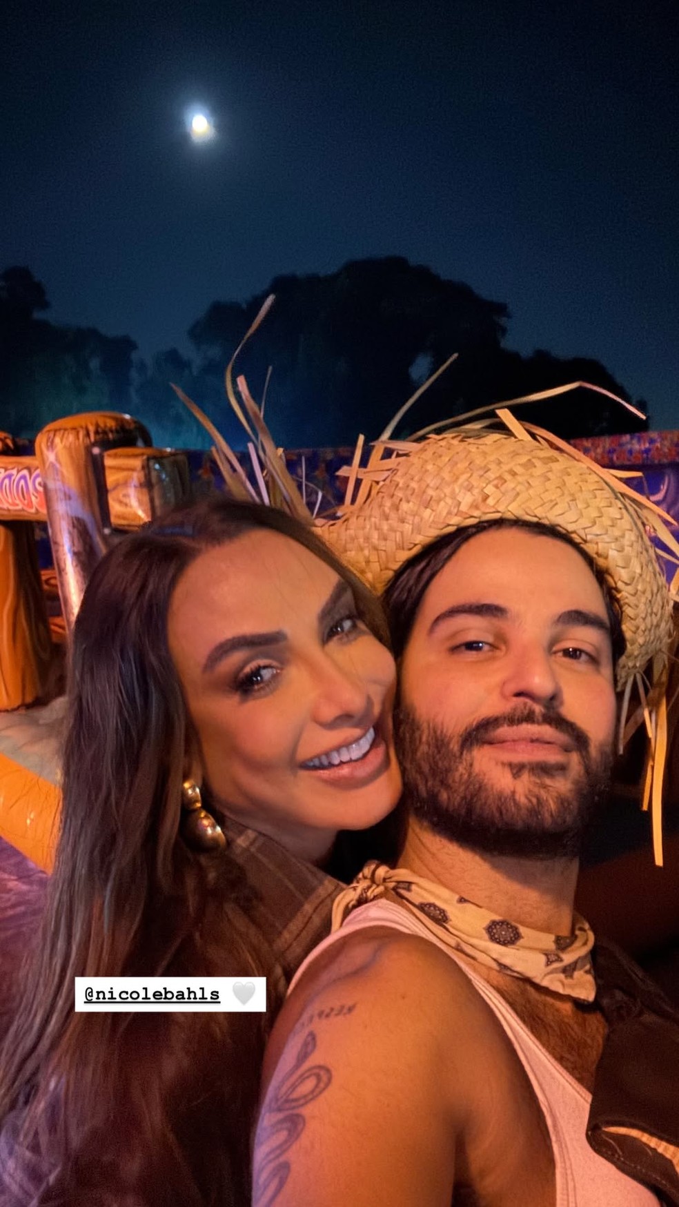 Nicole Bahls e André no 'Arraiá da Anitta' — Foto: Reprodução/Instagram