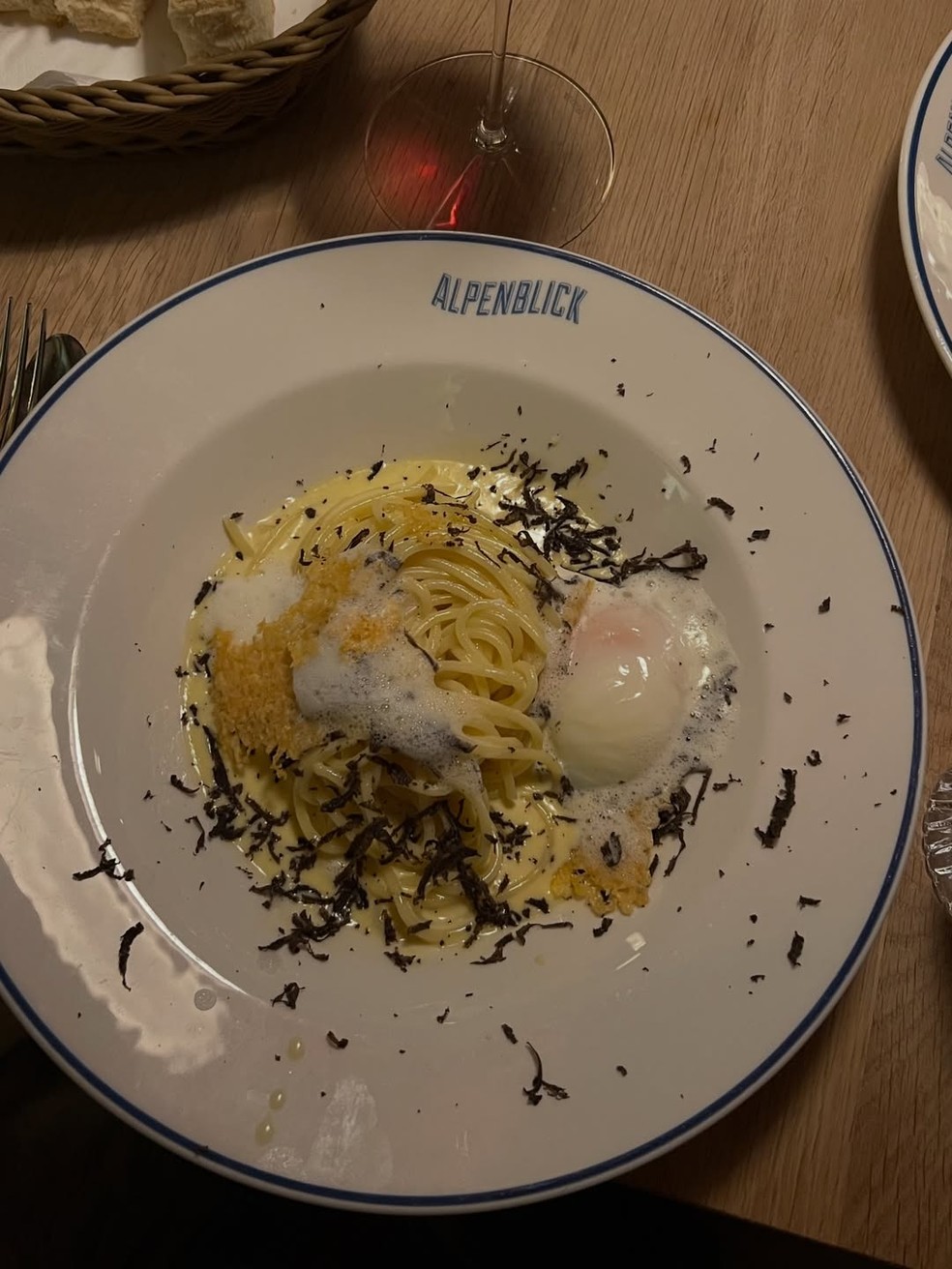 Anttónia abre álbum de férias na Suíça — Foto: Reprodução/Instagram