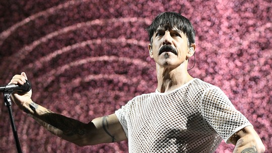 Anthony Kiedis, do Red Hot Chili Peppers, troca vegetarianismo por dieta à base de animais selvagens