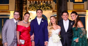 Filho de César filho e Elaine Mickely, Luigi se casa com Júlia Vieira em cerimônia religiosa
