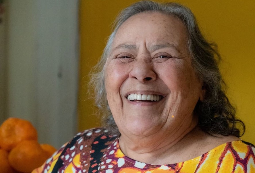 Morre atriz Teuda Bara, fundadora do Grupo Galpão; famosos prestam ...