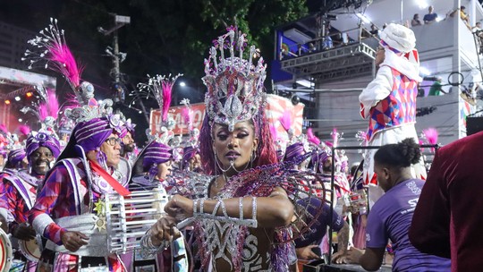 Desfiles das escolas de samba do Carnaval do Rio ganham mais um dia em 2025