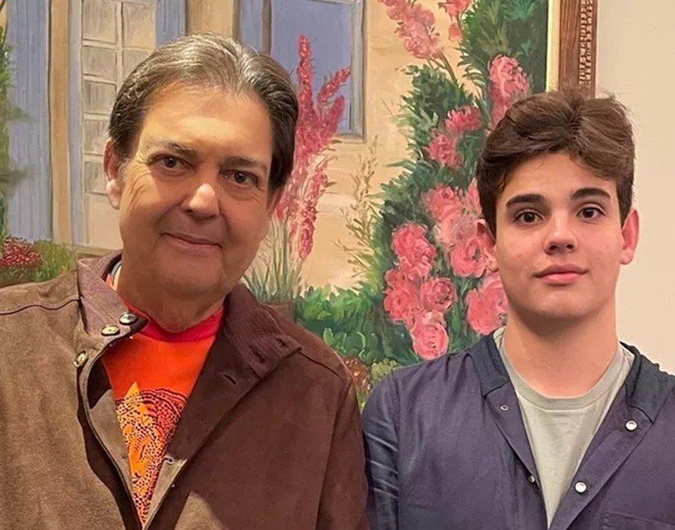 Faustão e o filho caçula, Rodrigo — Foto: Reprodução/Instagram