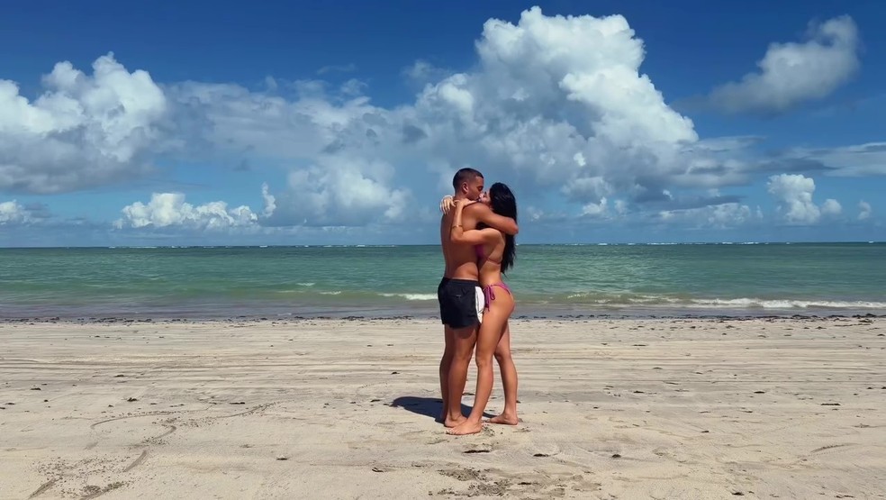 Jade Picon e André Lamoglia em viagem romântica a São Miguel dos Milagres, em Alagoas — Foto: Reprodução/Instagram