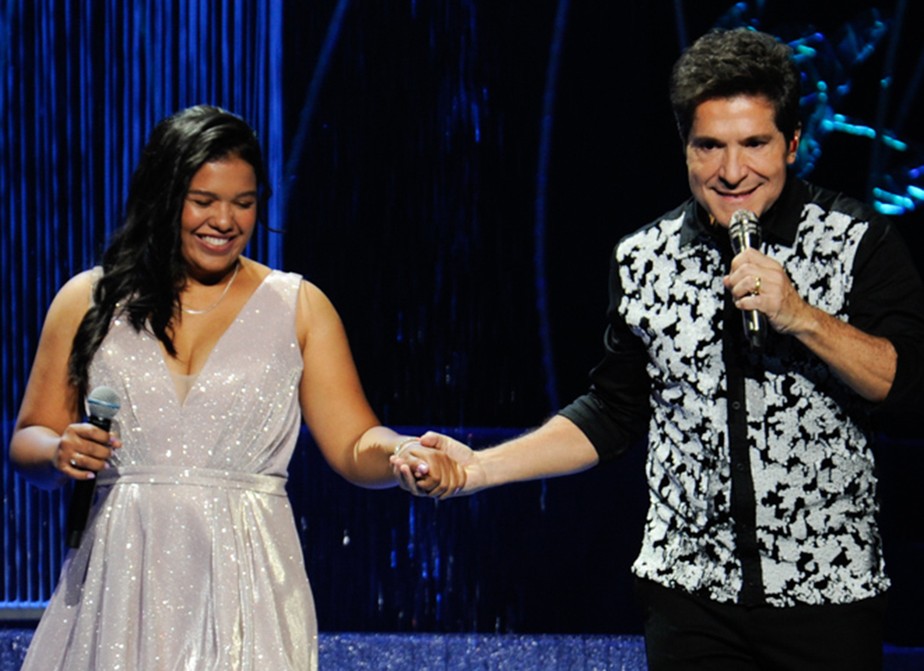 Daniel emociona público ao cantar com a filha de João Paulo em gravação de  DVD