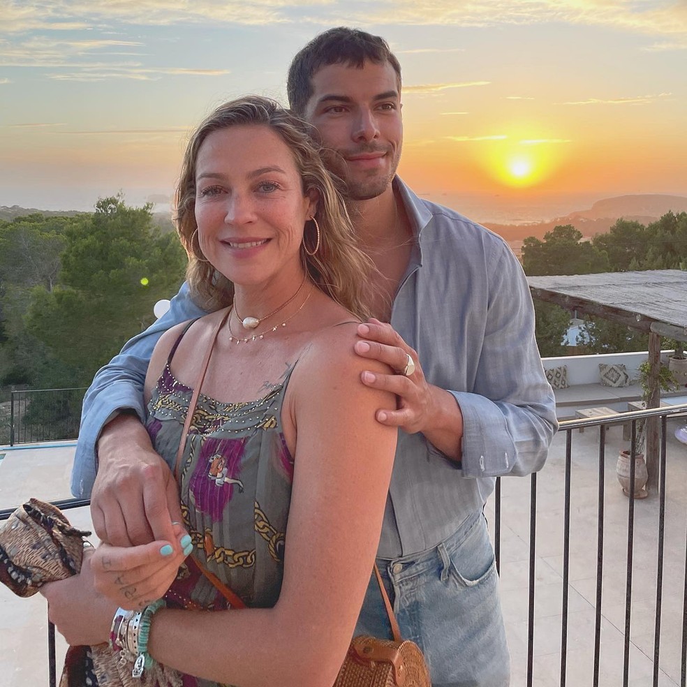 Luana Piovani e o namorado, Lucas Bitencourt — Foto: Reprodução/Instagram
