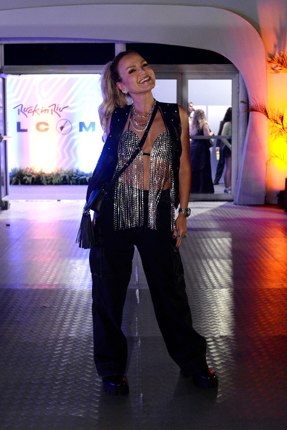 Eliana dá beijão no marido no Rock in Rio: 'A gente queria um vale ...