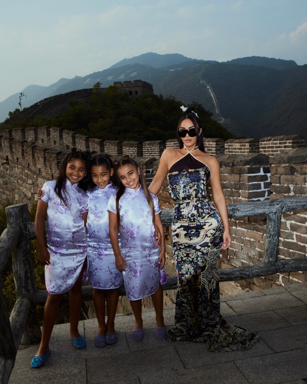 Kim Kardashian curte viagem na China — Foto: Reprodução/Instagram