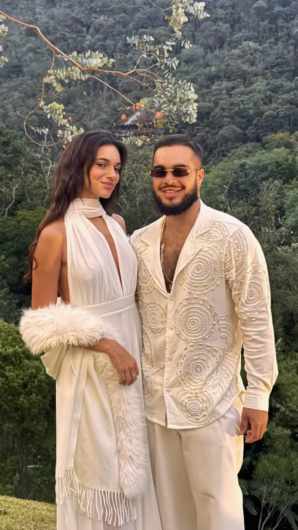Alane Dias e Fran Gil no casamento de Carolina Pimentel e João Gil — Foto: Reprodução/Instagram