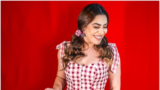 Naiara Azevedo vai homenagear mulheres nordestinas em shows de São João