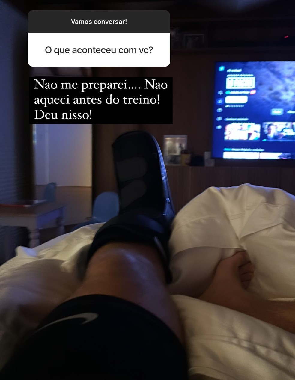 Bruno Gagliasso usa bota imobilizadora — Foto: Instagram
