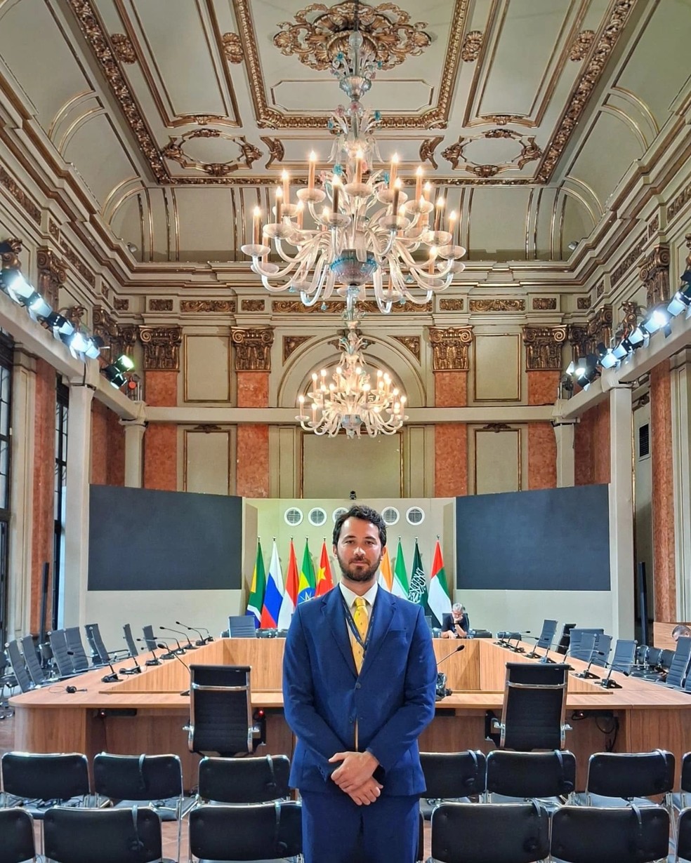Gabriel Falcão hoje é diplomata — Foto: Reprodução/Instagram