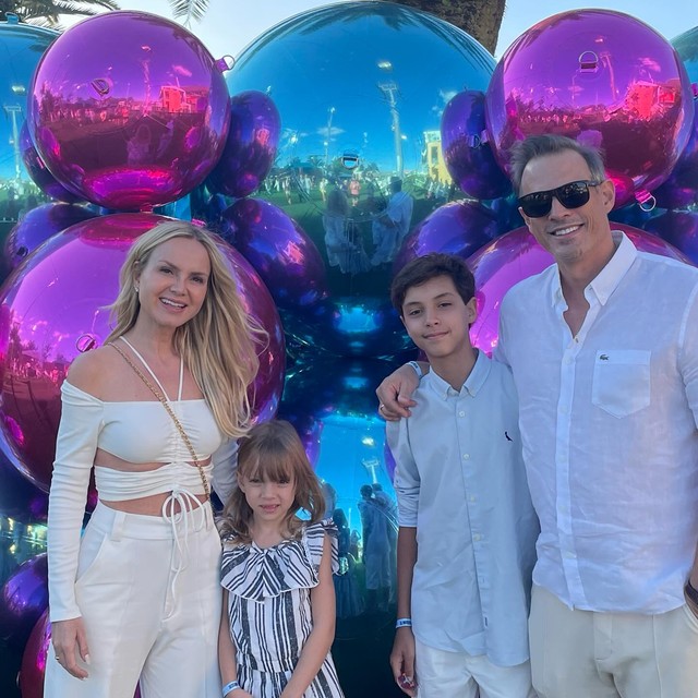 Eliana fala sobre se reinventar após os 50 e vocação dos filhos para