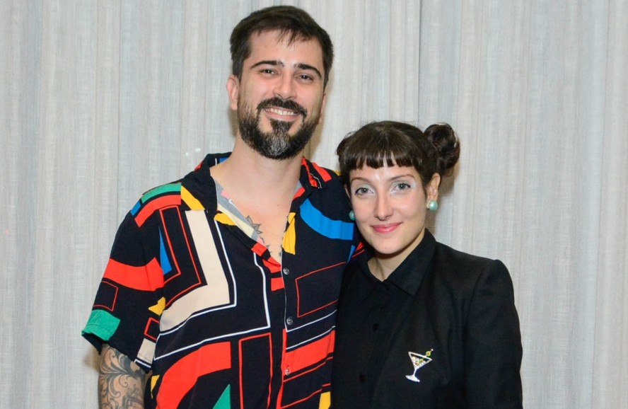 Clarice Falcão E Namorado
