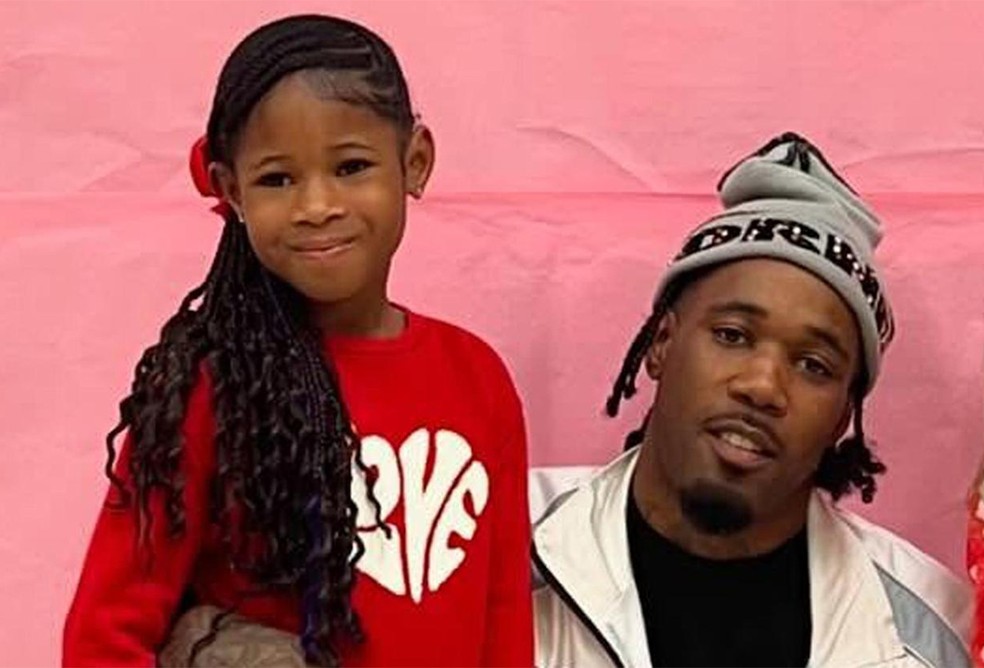 O rapper G$ Lil Ronnie e a filha — Foto: Reprodução/Instagram