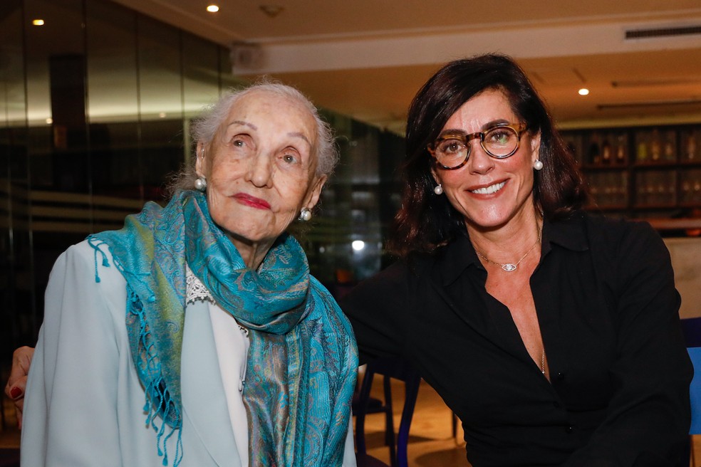 christiane-torloni-recebe-a-m-e-de-93-anos-em-espet-culo-no-rio-de-janeiro