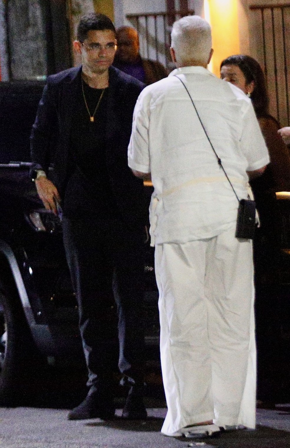 Lulu Santos surge em registro raro ao lado do marido durante passeio no Rio — Foto: Thiago Martins / AgNews