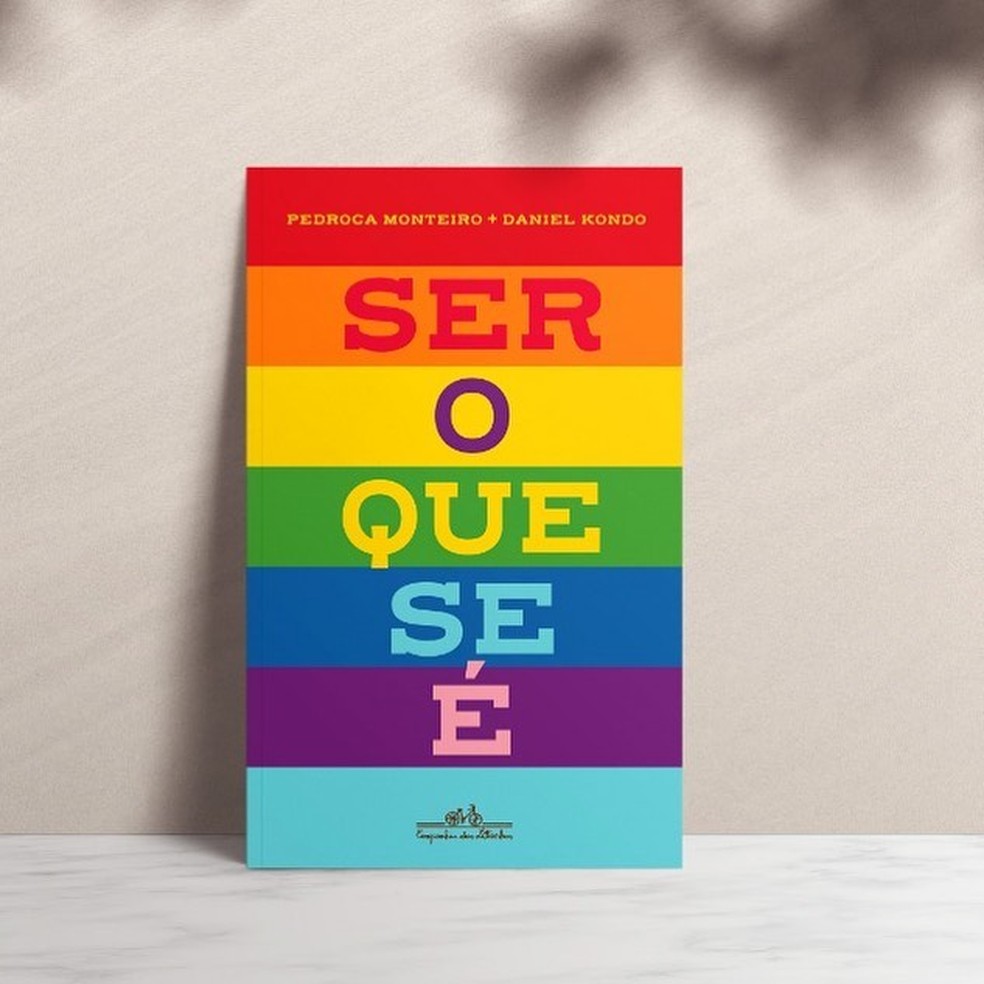 Livro Ser O Que Se É, de Pedroca Monteiro — Foto: Reprodução do Instagram