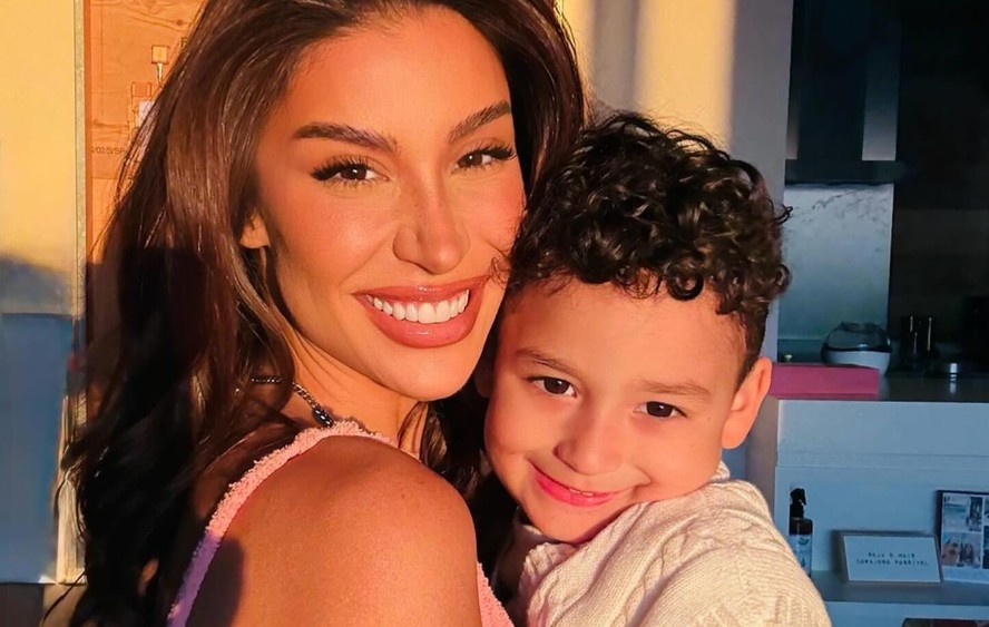 Bianca Andrade e Cris