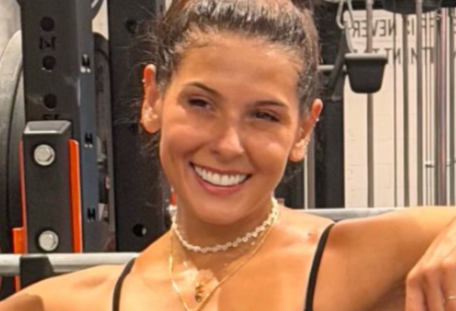 Ana Castela exibe muque, abdômen e coxas torneadas após diminuir ...