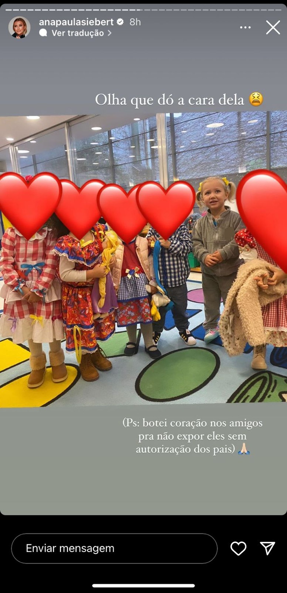 Vicky, filha de Ana Paula Siebert, foi para a escola sem roupa de festa junina — Foto: Reprodução/Instagram