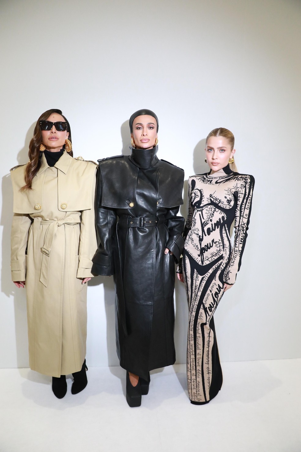 Jade Picon, Sabrina Sato e Silvia Braz em desfile da Balmain na Semana de Moda de Paris — Foto: Iude