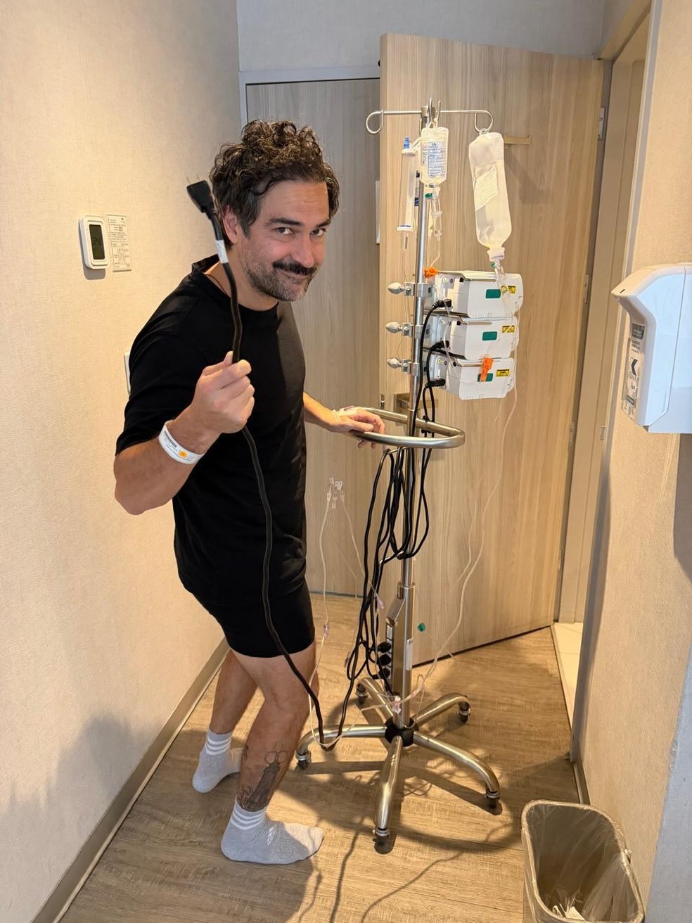 Alfonso Herrera — Foto: Reprodução/Instagram