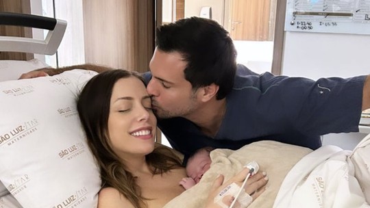 Fabiana Justus dá à luz seu terceiro filho, Luigi