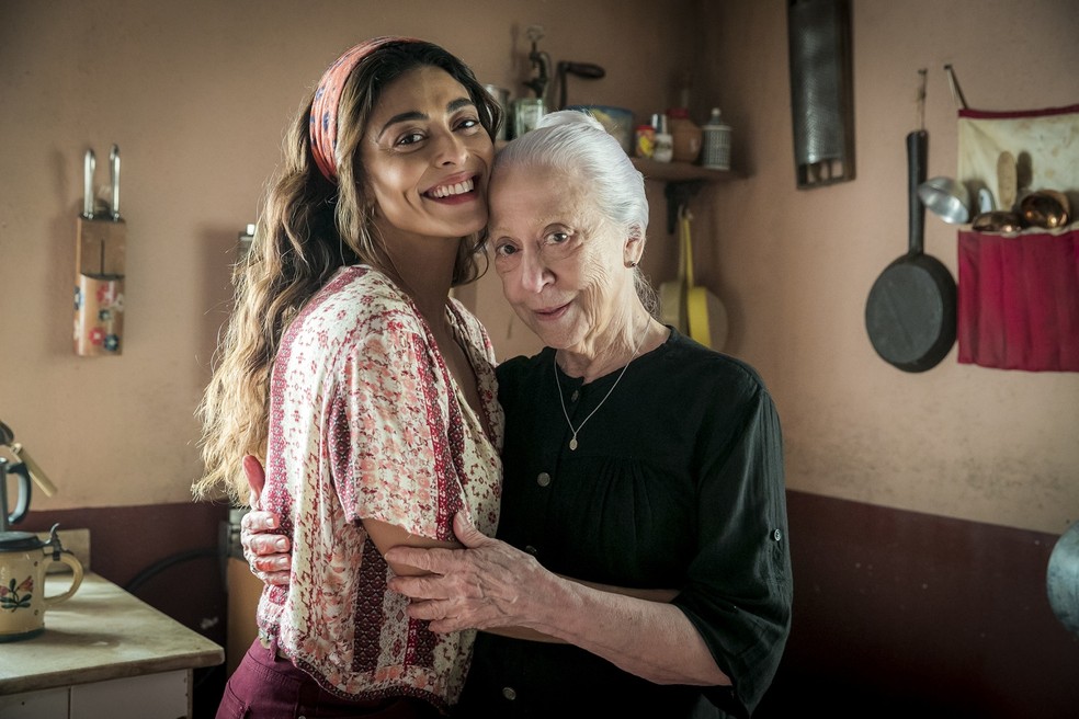 Juliana Paes e Fernanda Montenegro em A Dona do Pedaço — Foto: Raquel Cunha/Globo